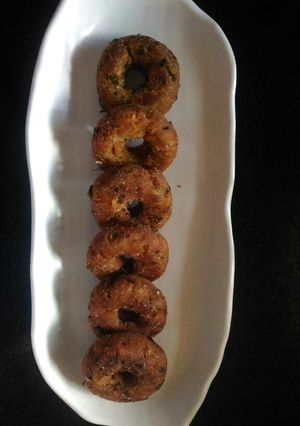 A picture of Donut Kebab (from leftover rice).