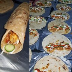 A picture of Chicken malae roll.
