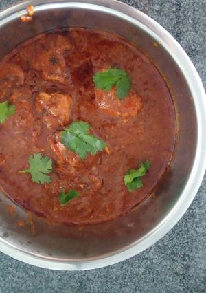 A picture of Chicken Masala.