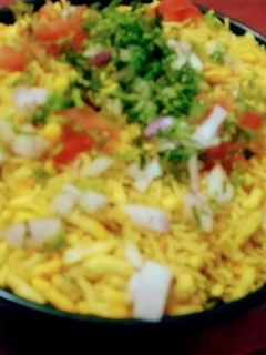 चटपट खुरमुरा (Chatpati khurmura recipe in hindi) रेसिपी मुख्य फोटो