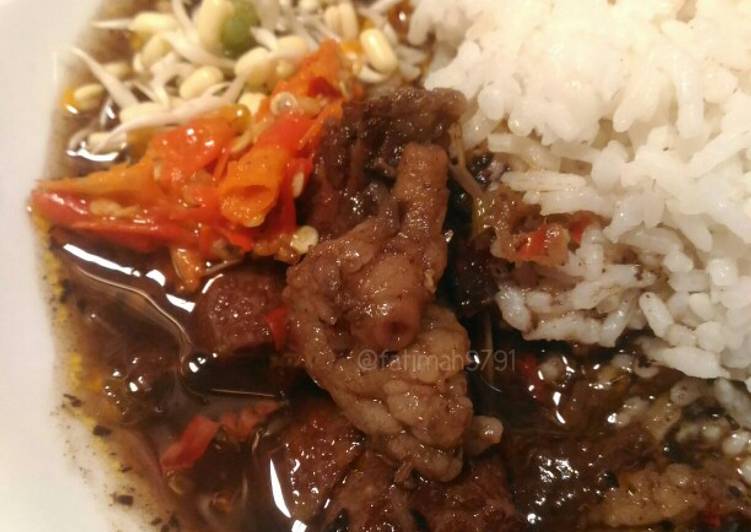 Resep Rawon daging sapi yang Lezat