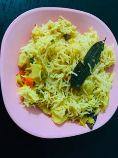 वेज तहरी(Veg tahri recipe in Hindi) रेसिपी मुख्य फोटो