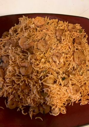 صورة لوصفة رز احمر مع الروبيان