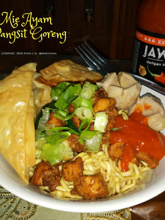 Foto resep Mie Ayam Pangsit Goreng