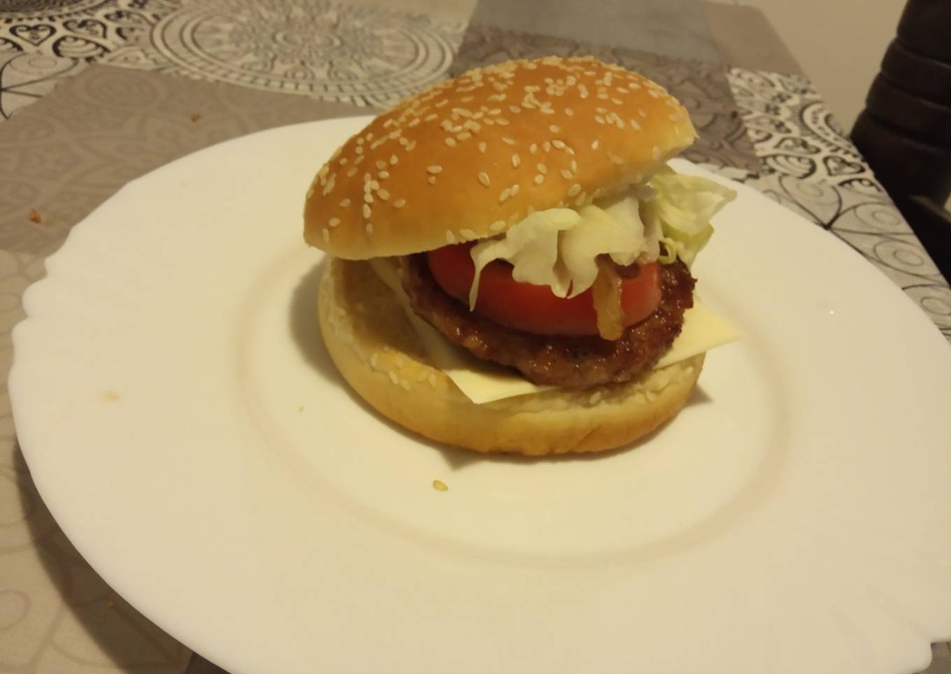 Hamburguesa 馃崝