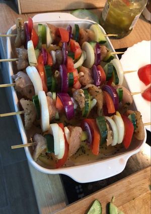 Csirkemell saslik, zöldségekkel, burgonyával recept fotója