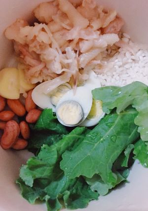 Foto resep MPASI Bayi 7 Bulan“Bubur Ceker Ayam Daun Kale”