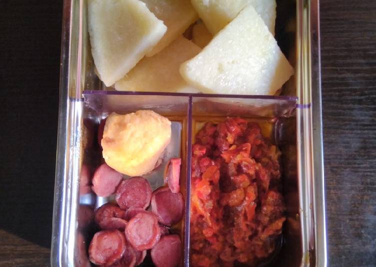 Recipe of Award-winning Yam, tomato sauce, sausage and chicken breast