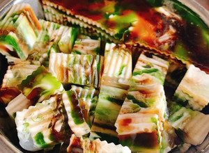 Hình của món Rau câu sơn thuỷ (không bị chảy nước).