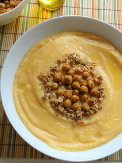 Foto principal de Crema de coliflor y calabaza asada