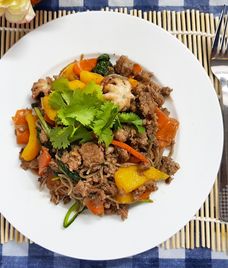 ớt chuông xào cà rốt