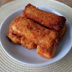 A picture of Risoles Tuna Mayo.