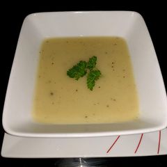 A picture of My Thick Potato & Onion Soup 🥰🥰.