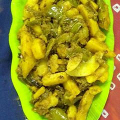 A picture of Capsicum potato vegetable.