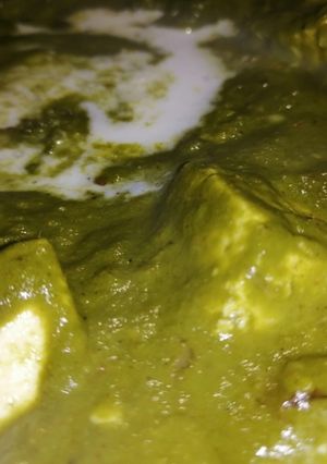 A picture of Palak paneer.
