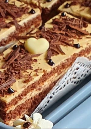 O poză a rețetei Prăjitura cu cremă caramel și mascarpone.