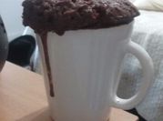 Una foto de mug cake