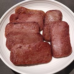 A picture of Fried Luncheon Meat.