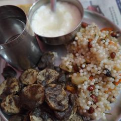 A picture of Navratri vrat thali.