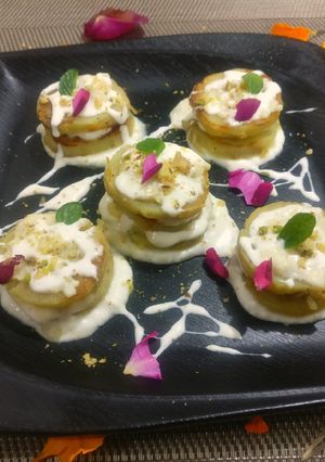 A picture of Sweet potatoes in hung curd & milkmaid.