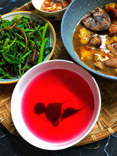 Hình của món Canh Nước Rau Dền Luộc.