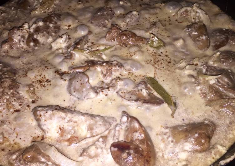 рецепты печени куриной со сметаной сварить рецепты печени куриной со сметаной