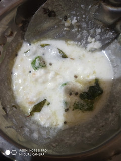 தேங்காய் பச்சடி /தேங்காய் ரைத்த (Thenkaai pachadi recipe in tamil) செய்முறை முக்கிய புகைப்படம்