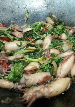 Foto resep Cumi asin campur bayam