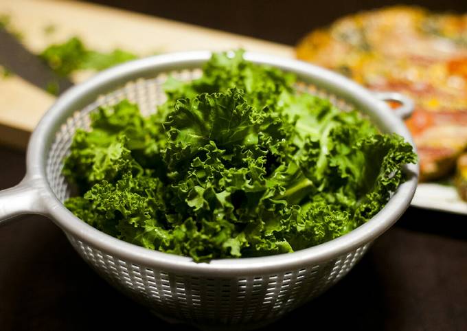 Cómo preparar la col kale antes de cocinarla? #superalimento Receta de Sara  PA - Cookpad