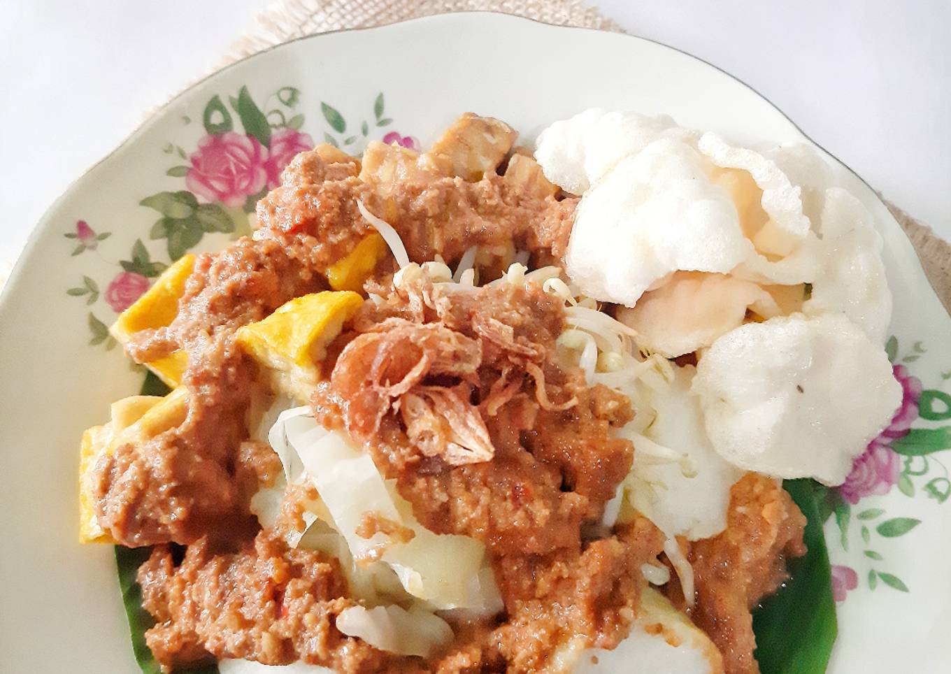Kupat Tahu