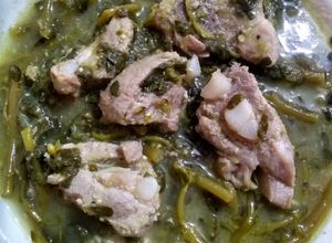 Una foto de Verdolagas con costilla de cerdo en salsa verde!