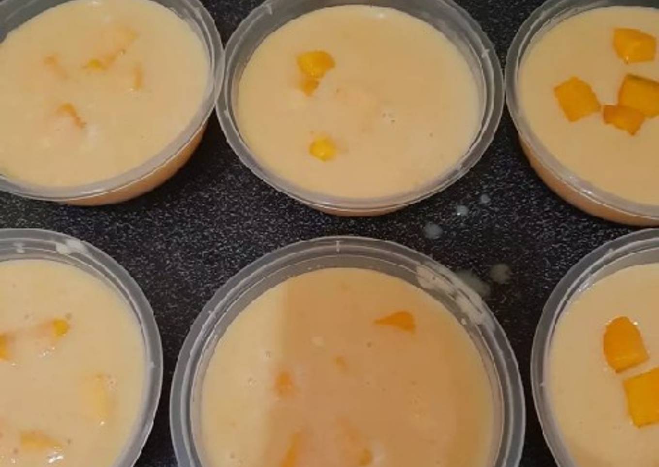 Puding Silky Mangga