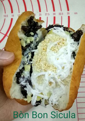 Hình của món Xôi Nếp Than Bánh Tiêu.