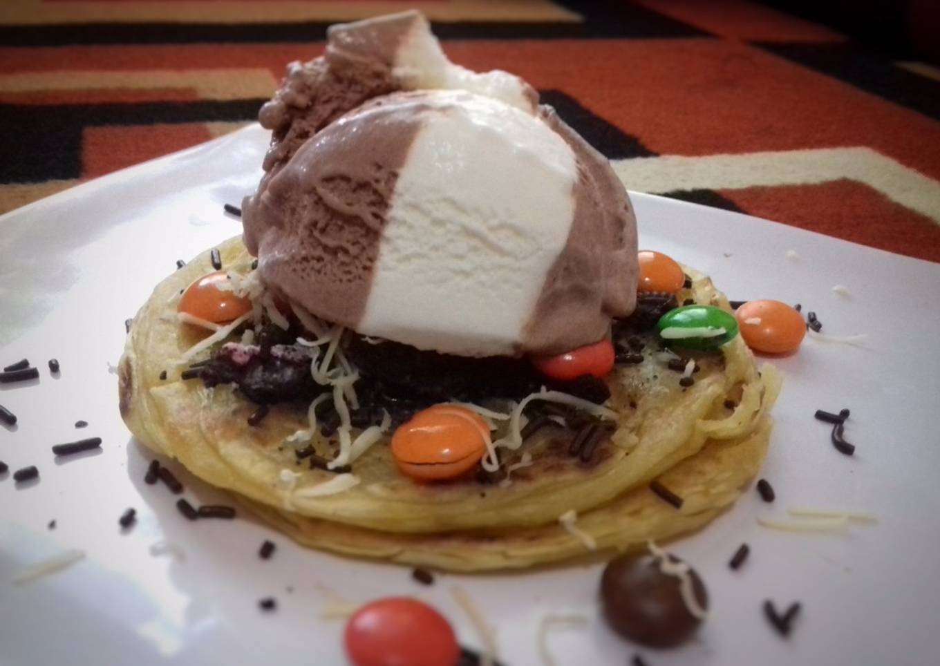 Roti maryam with ice cream