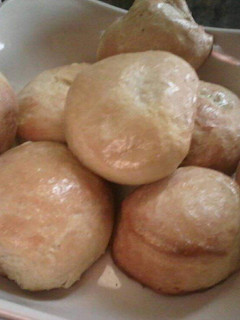 A picture of Fresh Bun Bread.