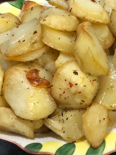 義式香料烤薯塊 的食譜成品照片
