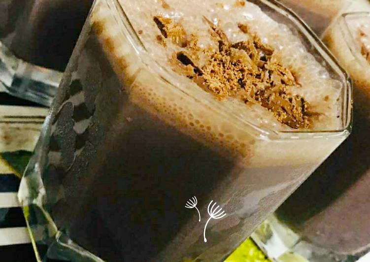 Step-by-Step Guide to Make Any-night-of-the-week Choco bourbon almond thick shake