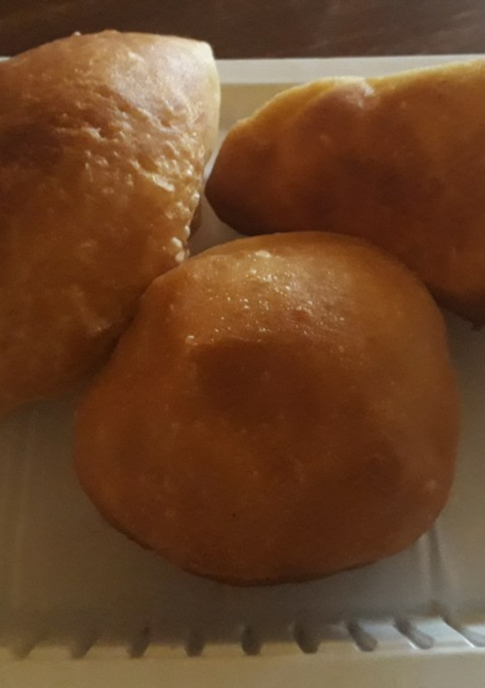 A picture of Mahamri ya iliki na tui la nazi #4wkschallenge#charityrecipe#.