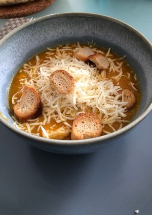 Édesburgonyás sárgarépakrémleves recept fotója