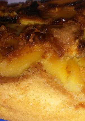 Una foto de Torta de manzana invertida