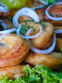 Una foto de Chile rellenos de Guatemala