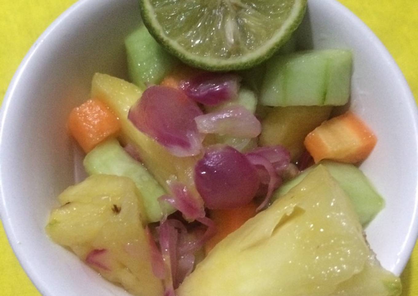 Acar nanas untuk soto betawi ala fe