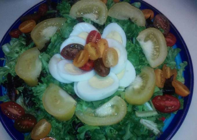 Recipe of Perfect Mixed Tomato Salad