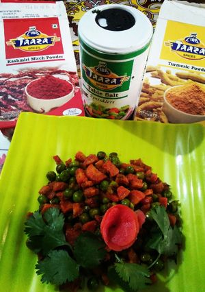 A picture of Winter favourite Gajar Matar.