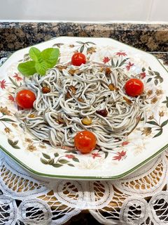 Una foto de Gula al ajillo, sin gluten