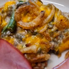 A picture of Southern Style Green Bean Casseole.