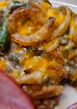 A picture of Southern Style Green Bean Casseole.