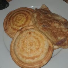 A picture of Bread sandwich.