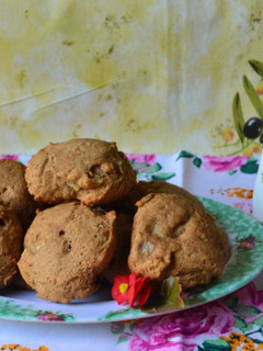 Una foto de Galletitas integrales de pera, jengibre y miel🍐
