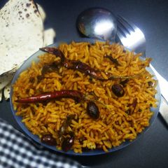 A picture of Tamarind rice.